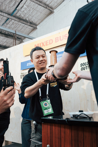 لئون ژانگ از چین نفر سوم مسابقات جهانی ایروپرس 2023 -رسپی ایروپرس فینالیست